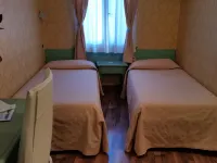 Hotel Tintoretto Hotels near Anfora