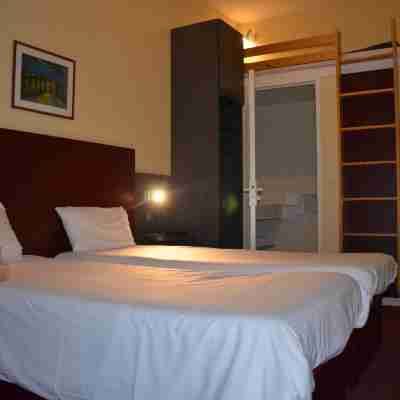 Mape Hôtel SARL Rooms