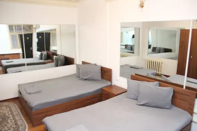 Anvar's Guests Hotel a Tashkent