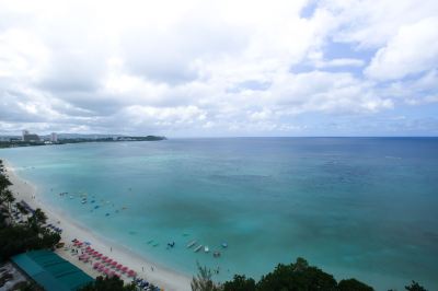 ホテル周辺 グアム リーフ ホテルの写真