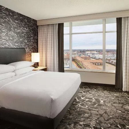 Embassy Suites by Hilton Hampton Convention Center