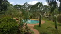 Veki's Village Cottages - Pools