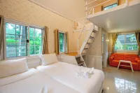 Puprai Tarnnarm Resort Hotels in Thong Pha Phum
