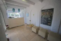 Casa Del Mar Hotel & Apartaments