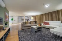 Swiss Hotel Apartments - Interlaken Hotel di Bonigen