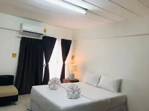 ห้องดีลักซ์ เตียงใหญ่ 1 เตียงหรือเตียงเดี่ยว 2 เตียง