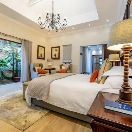 Sheppard Boutique Hotel