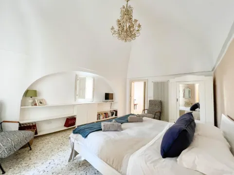 TD Casa Altomare with Terrace over Historic Center