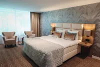 Hotel Van der Valk Spier Dwingeloo فنادق في Hoogeveen