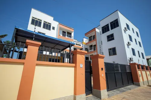 1 Bed Furnished Apartment - Wifi Aircon Security - 4-Star
