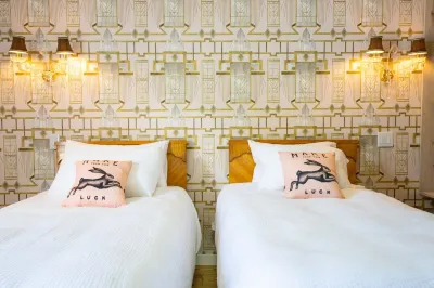 Motel Chelsea Hotels in Wakefield
