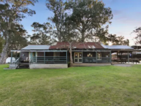 ミングリング・ウォーターズ オーボストのホテル