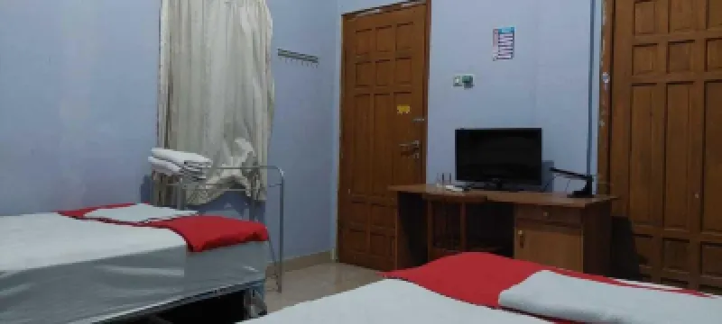 Kartika Homestay Syariah Surabaya Hotel di Menanggal