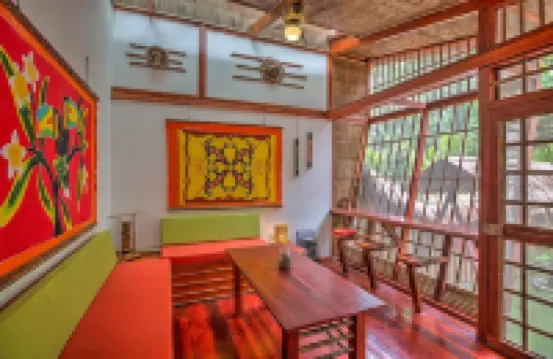 Villa 4 - Amazing 2 Bed Villa with Private Garden