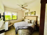 Palmilla Apartments Hotels in Cerritos