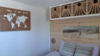 Lakeview Tiny House Hottub & Sauna Available โรงแรมใน