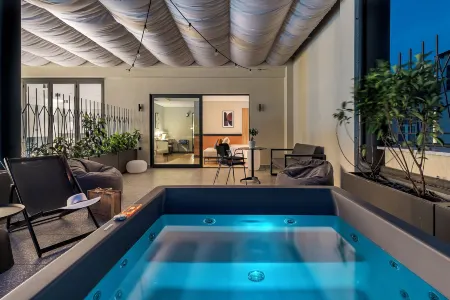 Thirtynine Urban Stay Отели в г. Салоники