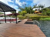 Volare Guatape - Pools