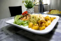 Naptin Executive Hotel and Suites