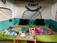 Glamping Laguna Sagrada Hotel a Bobadilla