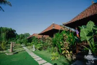 Sunset Star Huts Hotel in zona Mushroom Beach