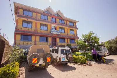 Grande Hotel Hotels near Isiolo Navigation