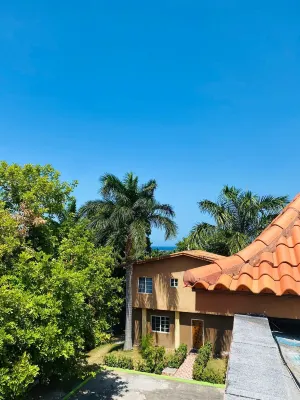 Montego Bay Ironshore  Luxury Studios