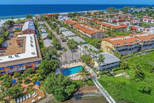 Tradewinds Beach Resort