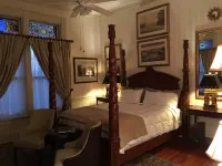 Burke Mansion Hotels in Macon