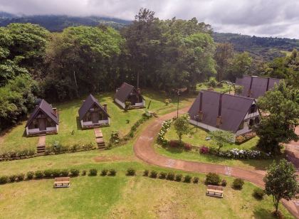 卡拉絲別墅飯店