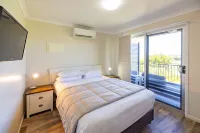 NRMA Capricorn Yeppoon Holiday Park - Parvekkeita