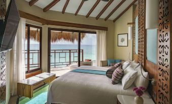 Hotel Palafitos Overwater Bungalows