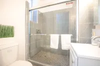 Luxury NY Home 3Br with Easy Parking Các khách sạn ở Yonkers