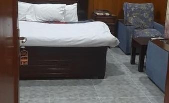 Nice Guest House