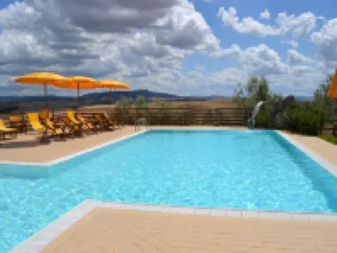 Verde Hotels in Lajatico