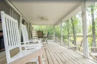 Suwannee River Hideaway Hotel di Lafayette County