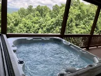 Million Dollar Sunset Views on Mountain, Hot Tub, Fire Table, Fire Pit,Game Room