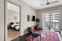 Cozy Downtown Escape - Charming Urban Sanctuary Hotels in Montgomery