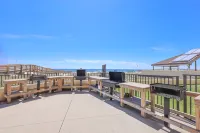 Breathtaking Gulf Views and Spacious Balcony - Charming Coastal Retreat