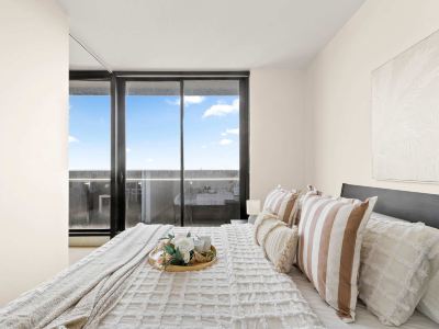 Cozy & Chic 2BR Apt Walk to Melbourne Central