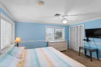 John's Pass - Beach Location - Beach Place #200