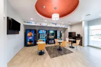 Studio 6 Denton, TX - UNT Hotels in Denton County