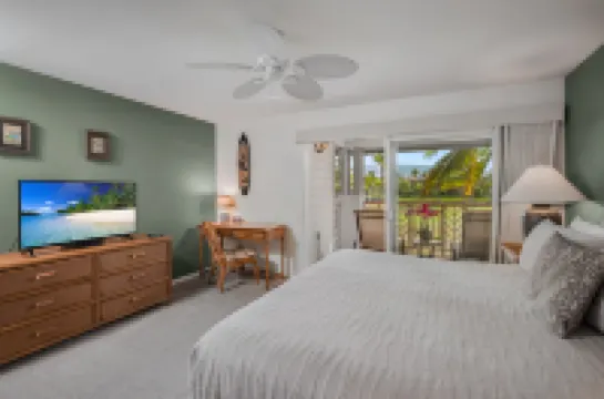 Luxurious Townhome with Resort Amenities - Exquisite Island Retreat
