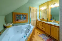 Scenic Escape - Cozy Cabin with WiFi, Fireplace Hotels in Brian Head