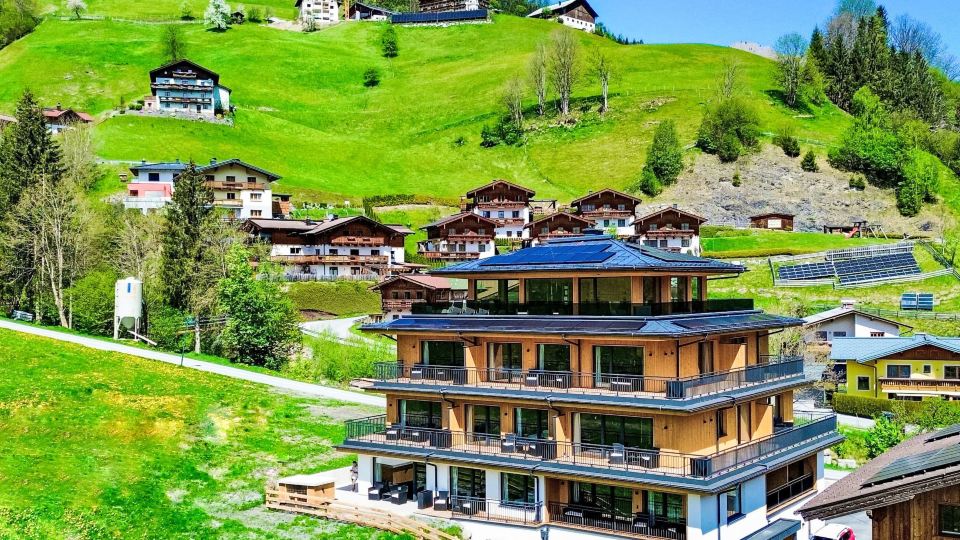 Mountain Studio Nr 303