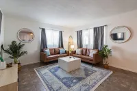 Community Pool and Modern Amenities - Beautiful Beachside Retreat