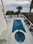 Gulf Front Oasis, Private Heated Pool-Opt, 5 Br, Gorgeous Beach Views, Sleeps 12