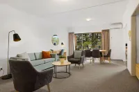 Oxley Court Serviced Apartments
