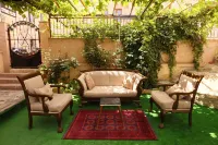 إبوك ستون هاوس فنادق في 