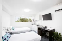 Aspire Mayfield Hotels in Waratah West